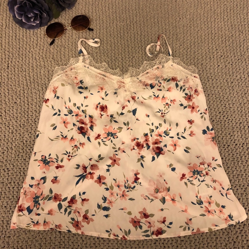 floral tank top